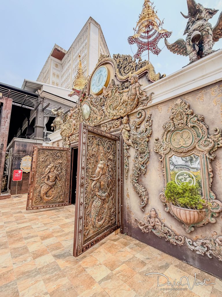 ChuchaiBuri Sri Amphawa Café