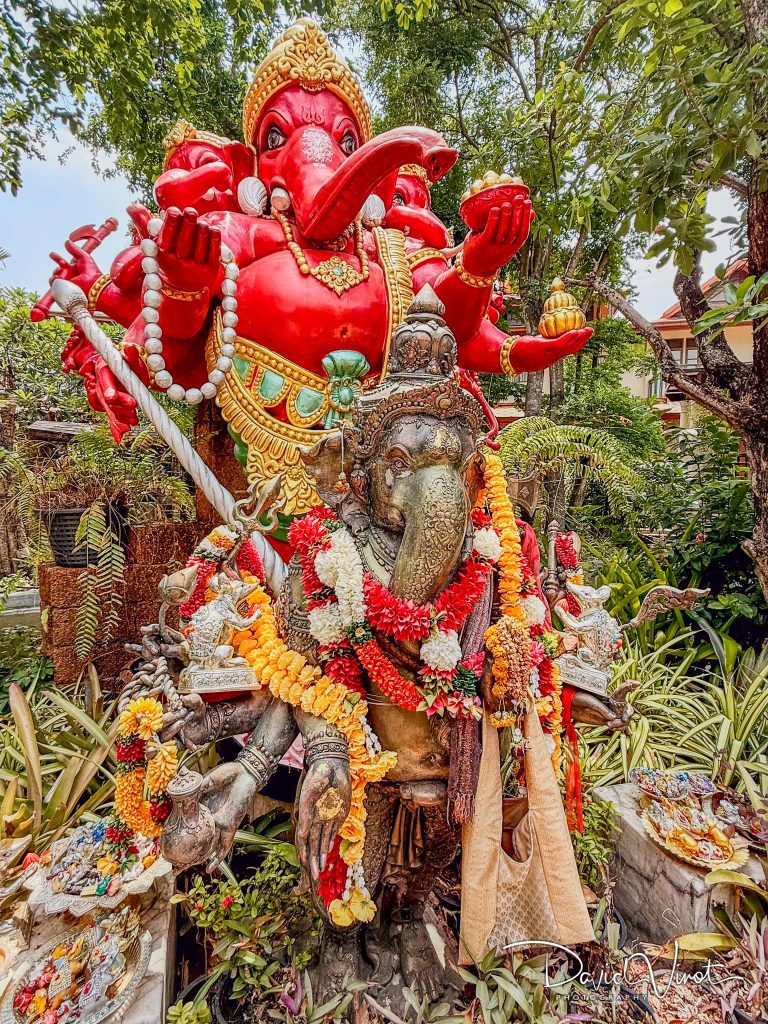 ChuchaiBuri Sri Amphawa Café