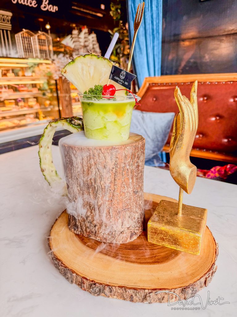 ChuchaiBuri Sri Amphawa Café