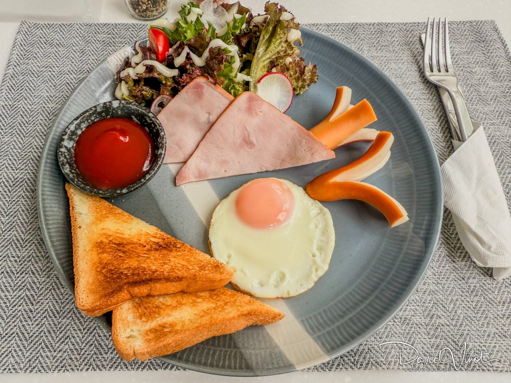 WIIN Phetchaburi Hotel