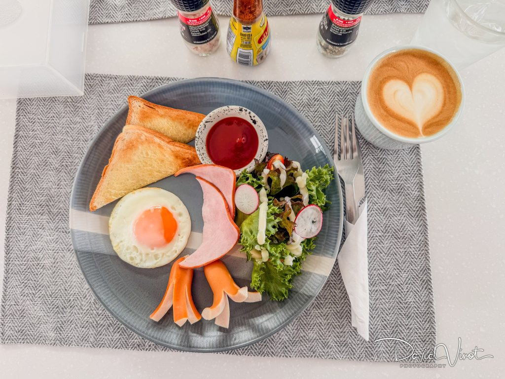 WIIN Phetchaburi Hotel