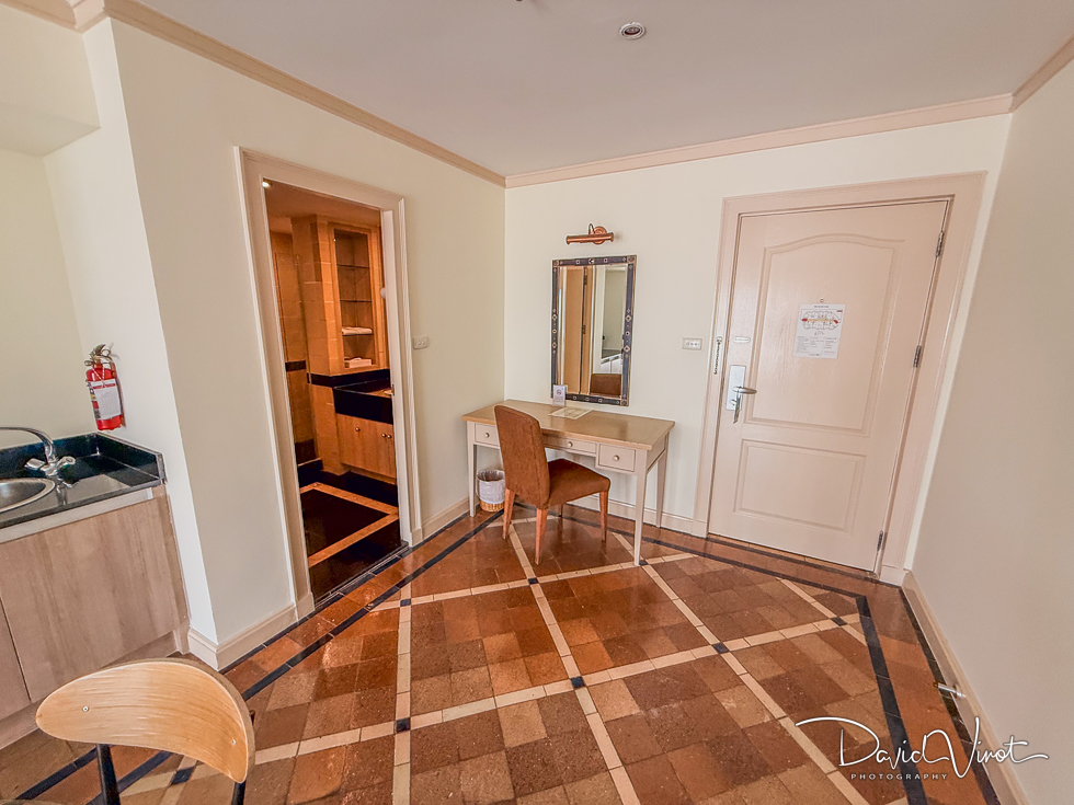 Riverfront Hotel, Bangkok