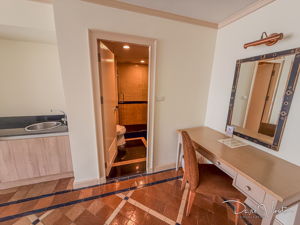 Riverfront Hotel, Bangkok