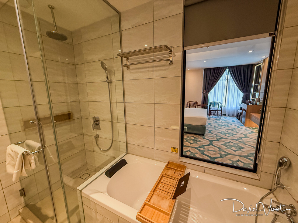 Review Christee Suites Hotel, Melaka